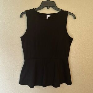 Women’s dressy black tank top from Kohls size small.